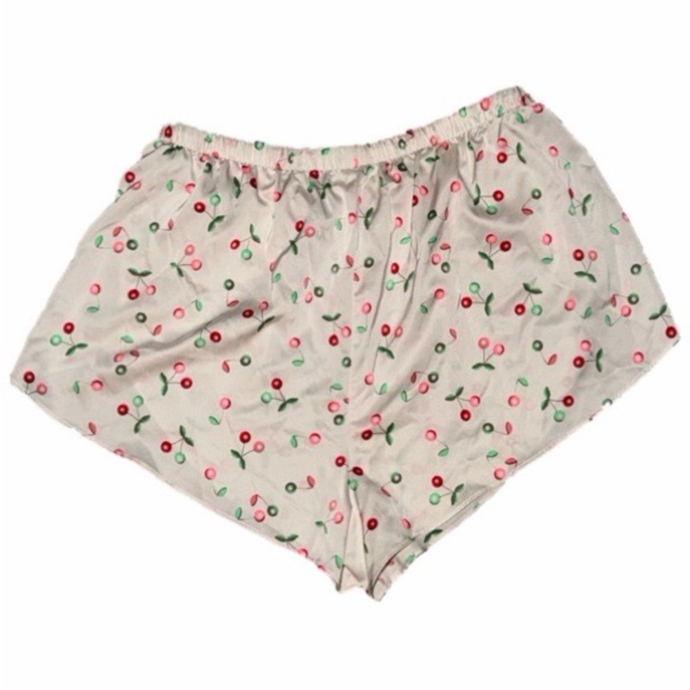 NWOT Y2K 🍒Colsie White Cherry Print Shorts - Picture 5 of 5